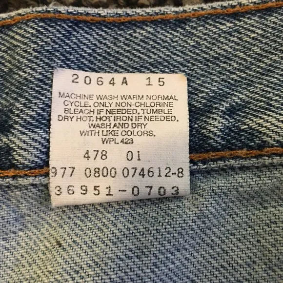 Levi's Vtg Y2K Women's Hi Rise Denim Shorts 14R - Picture 7 of 12